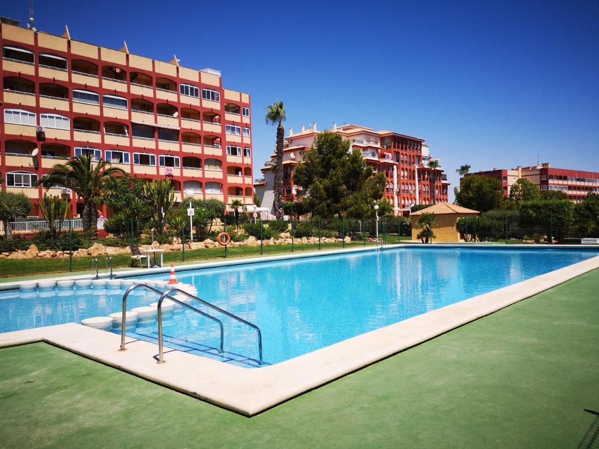 Studio With Terrace And Pool Торевьиа Экстерьер фото